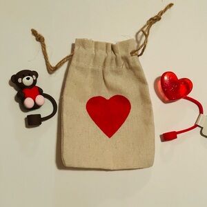 NEW!!! Valentine’s Day Teddy Bear and Glitter Heart Straw Topper Set (NWT)